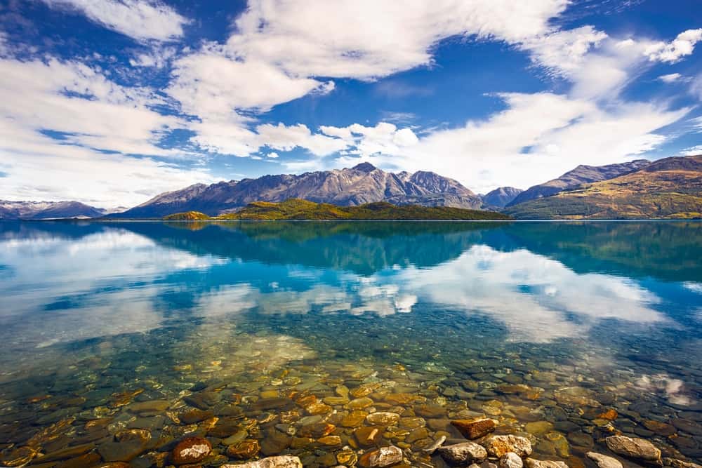Lake Wakatipu in Australia & New Zealand Summer 2026 Tours