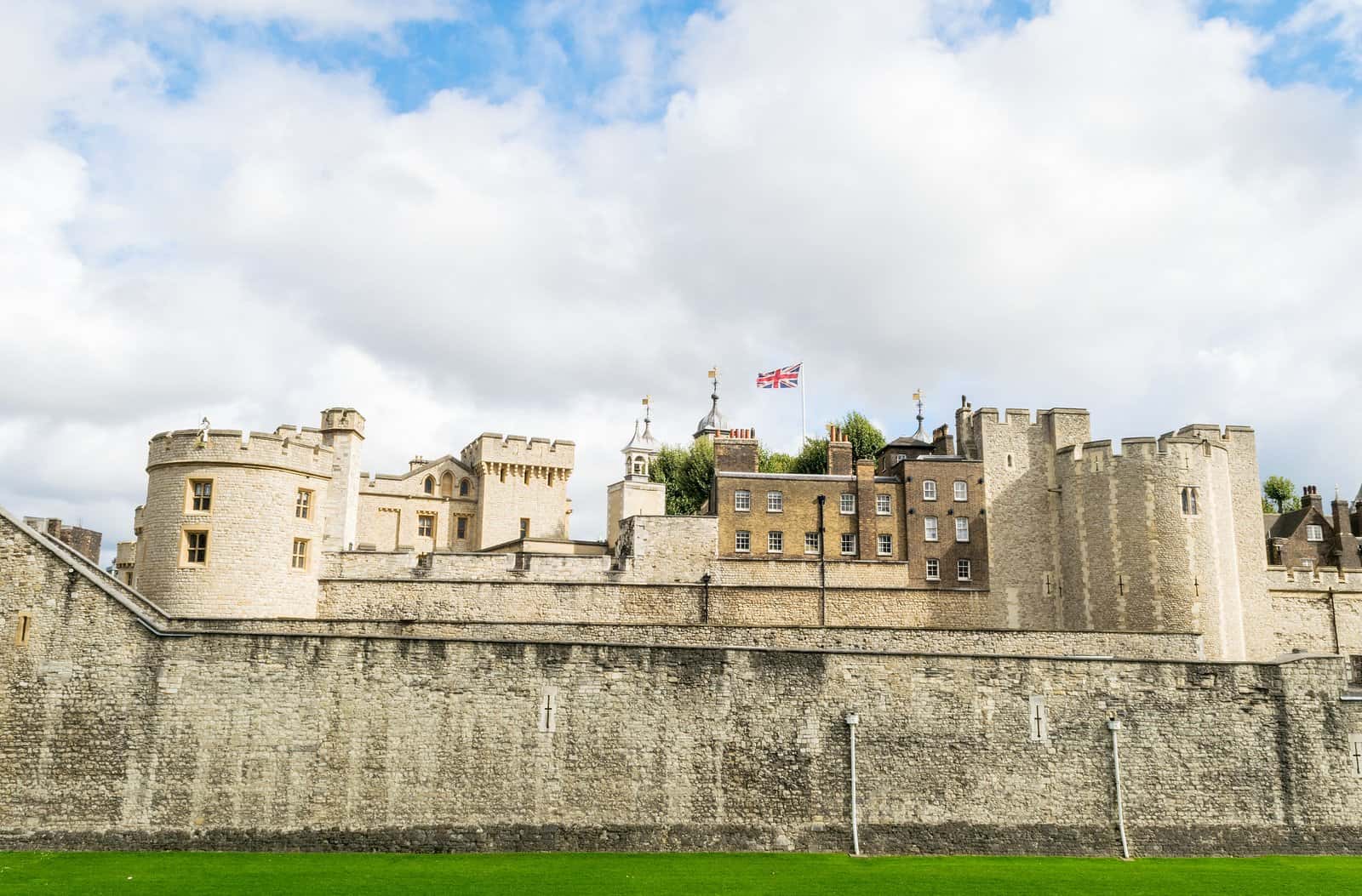 Stratford, The Cotswolds, Oxford, & Warwick Castle in All Of Europe