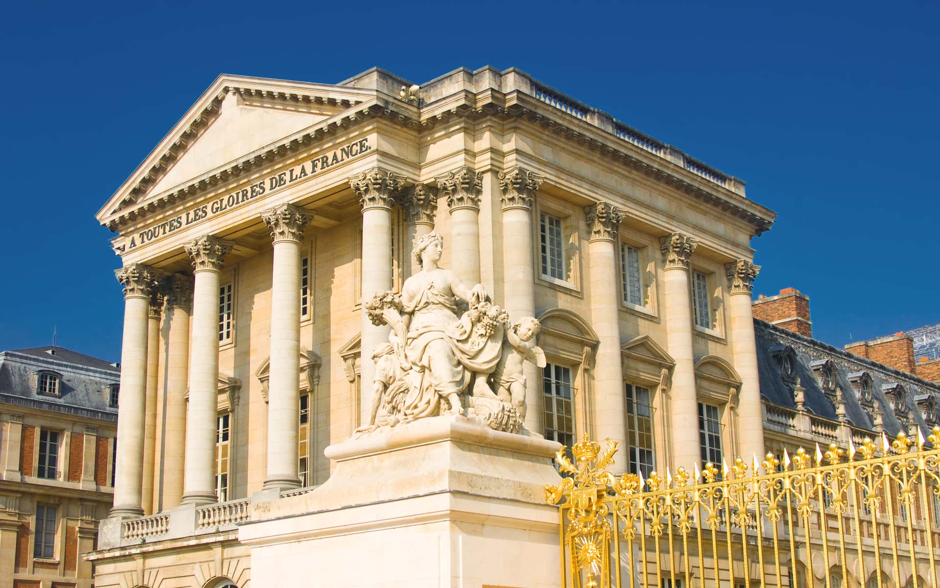 Versailles Palace in Europe Honeymoon Tours