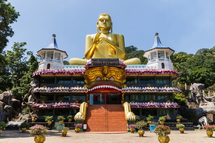 Dambulla Cave Temple