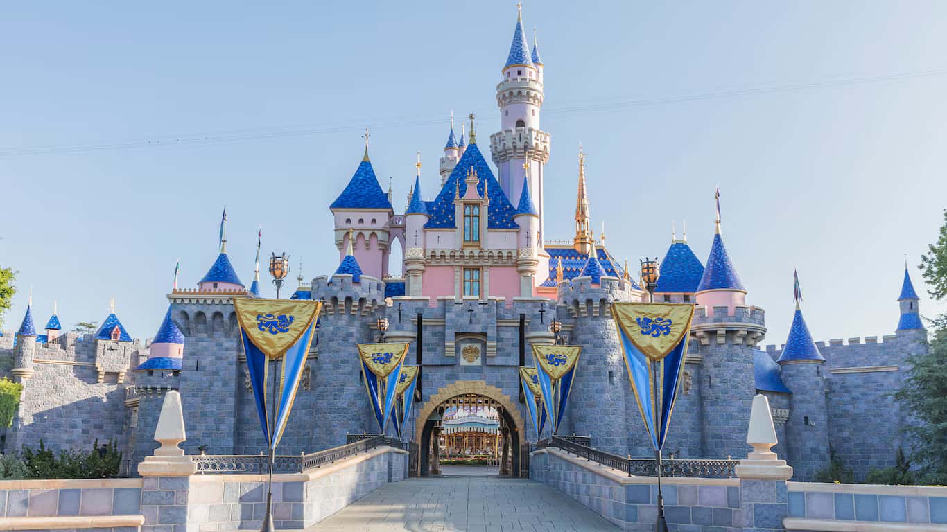 Set your inner child free at Disneyland in USA & Canada Monsoon Tours