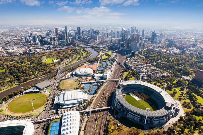 City Tour with Mcg Ground