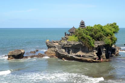 Tanah Lot Temple